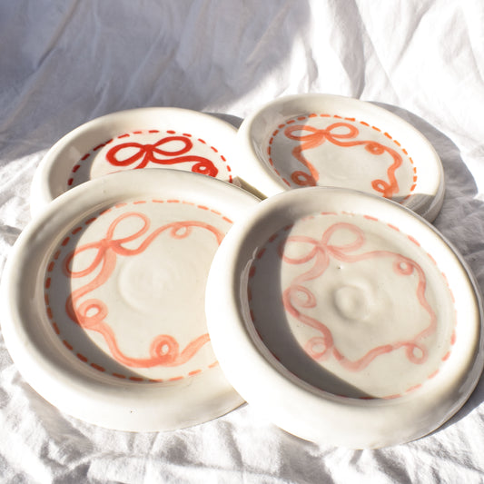 Ribbon Bubble Plates